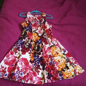 Maggie London - Floral Dress